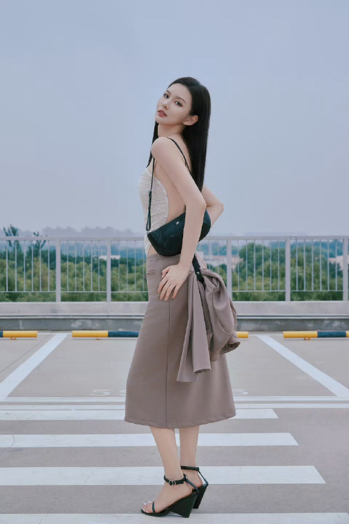暧昧·写真向条漫 第10页